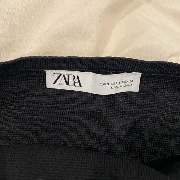3/25$-Zara Black Tank Top Crop Top - Picture 2 of 2